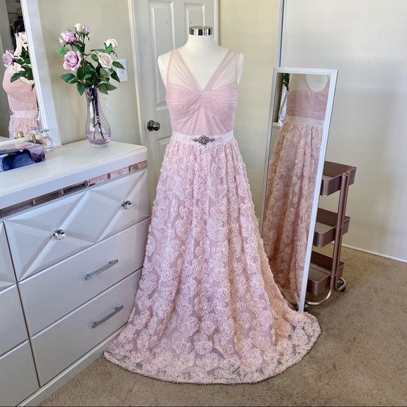 Adrianna Papell Dresses & Skirts - Adrianna Papell Tulle Rosette Gown